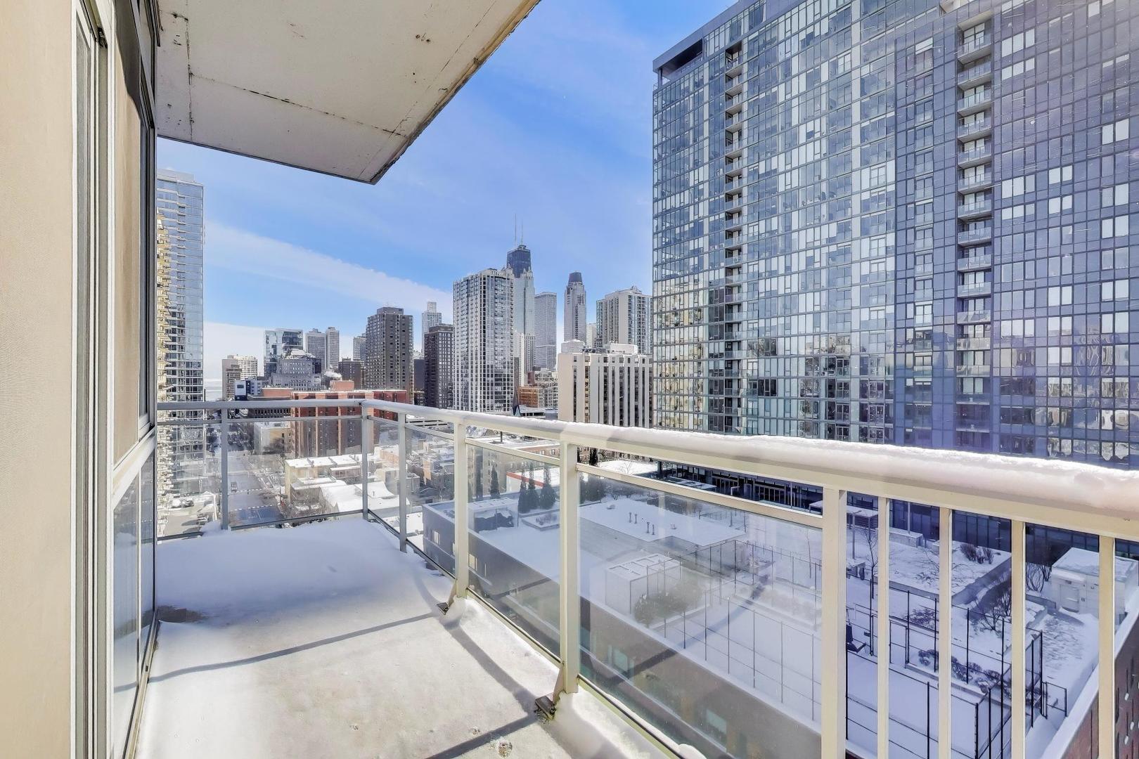 230 West Division Street, Unit 1405 Chicago, IL 60610 - Photo 8 of 27