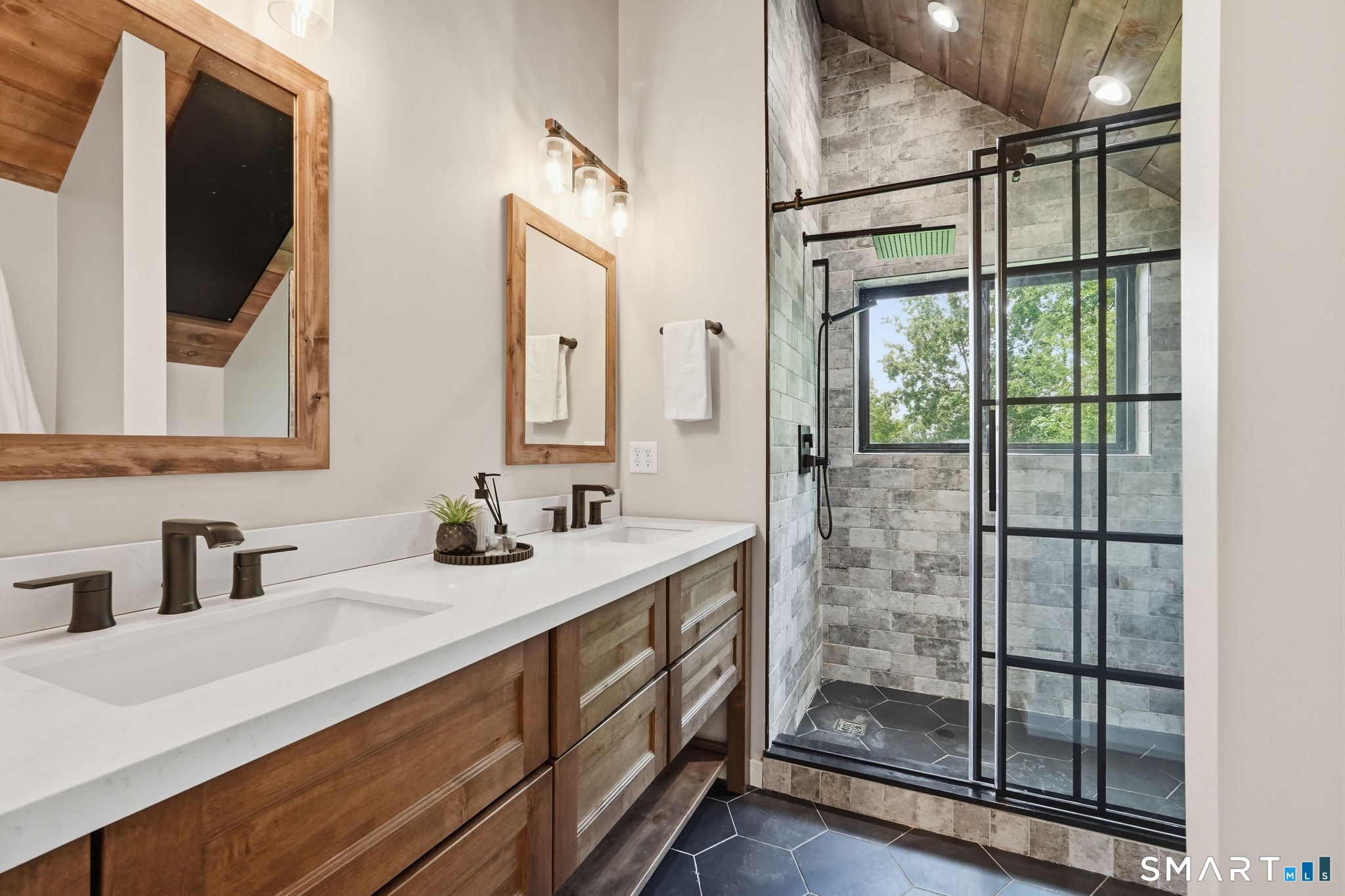 3120 Phelps Road Suffield, CT 06093 - Photo 14 of 40 Gallery Image 14
