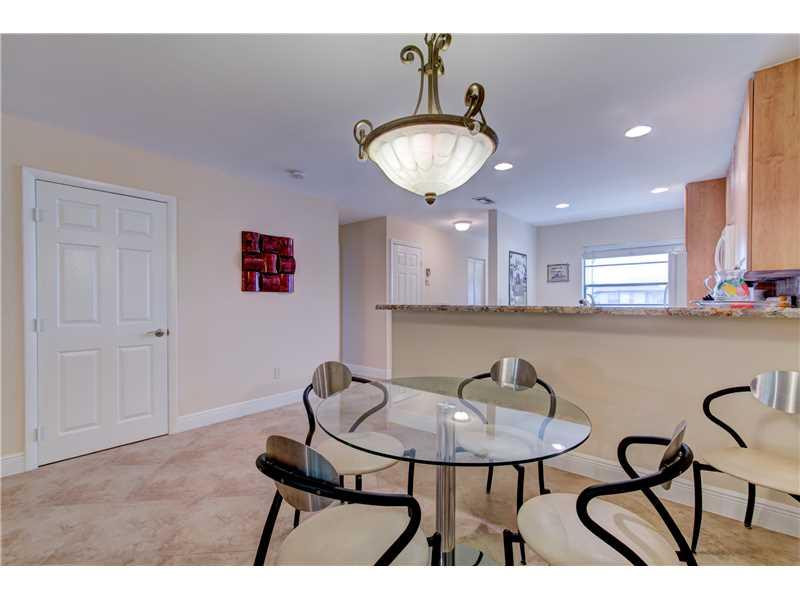 21864 Arriba Real, Unit 3H Boca Raton, FL 33433 - Photo 21 of 24 Dining Room.