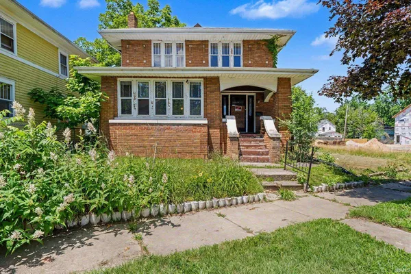 $180,000 | 501 Blaine Avenue, South Bend, IN 46616