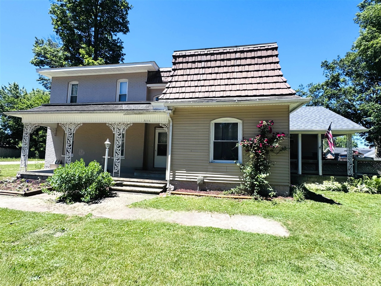 315 North Maple Street Marcellus, MI 49067 - Photo 1 of 30