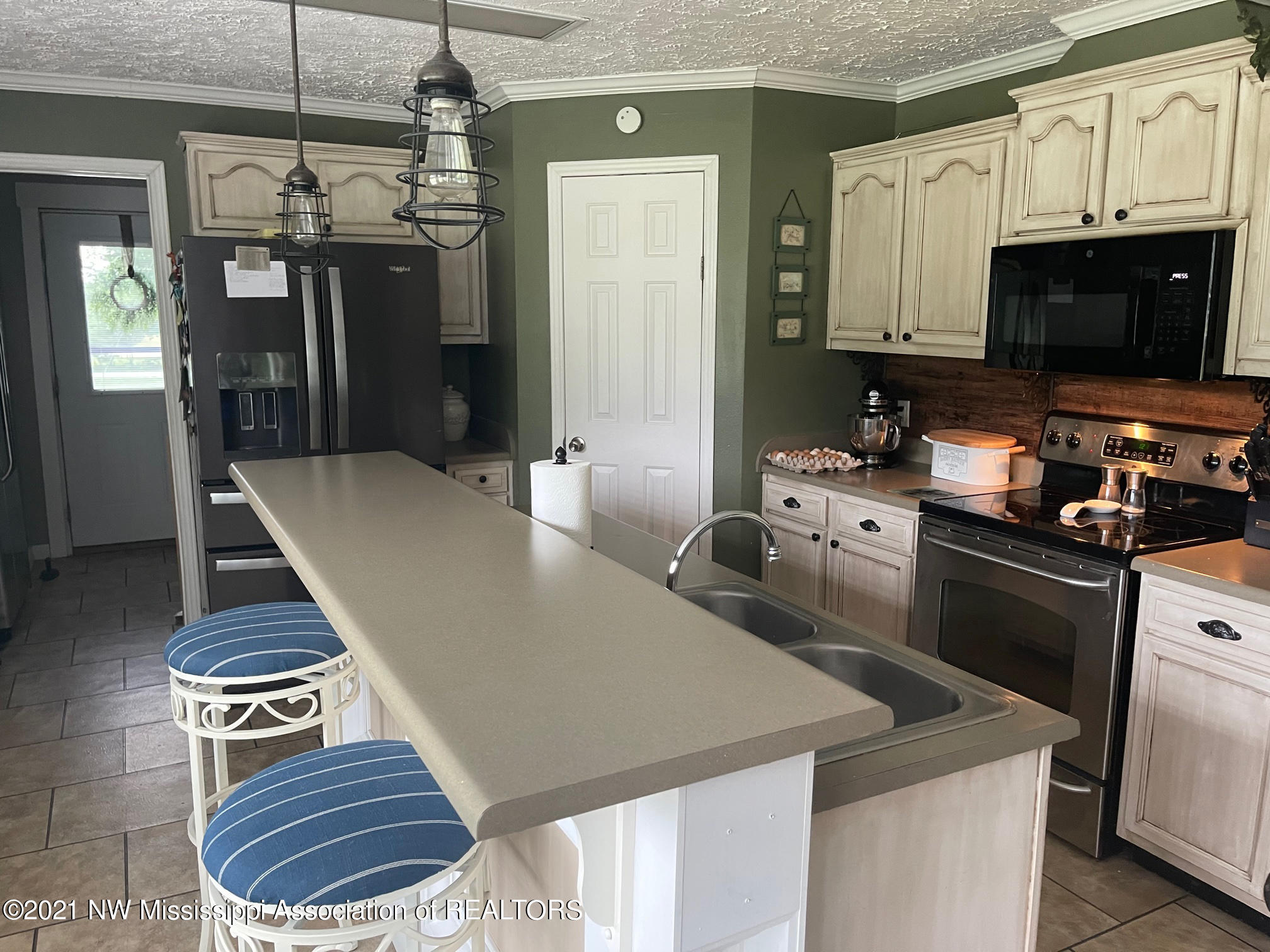 188 Watkins Road Byhalia, MS 38611 - Photo 15 of 39 Kitchen 2