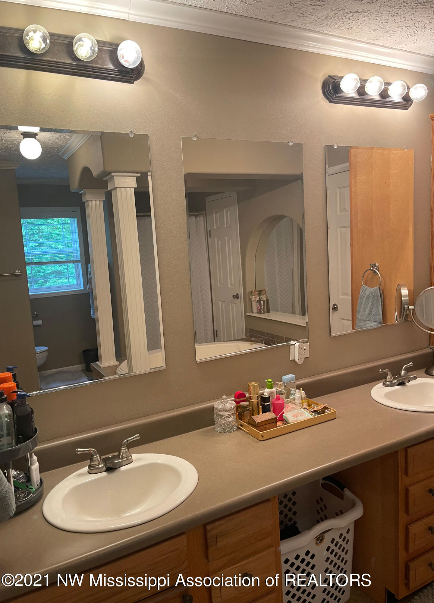 188 Watkins Road Byhalia, MS 38611 - Photo 32 of 39 MB Sinks