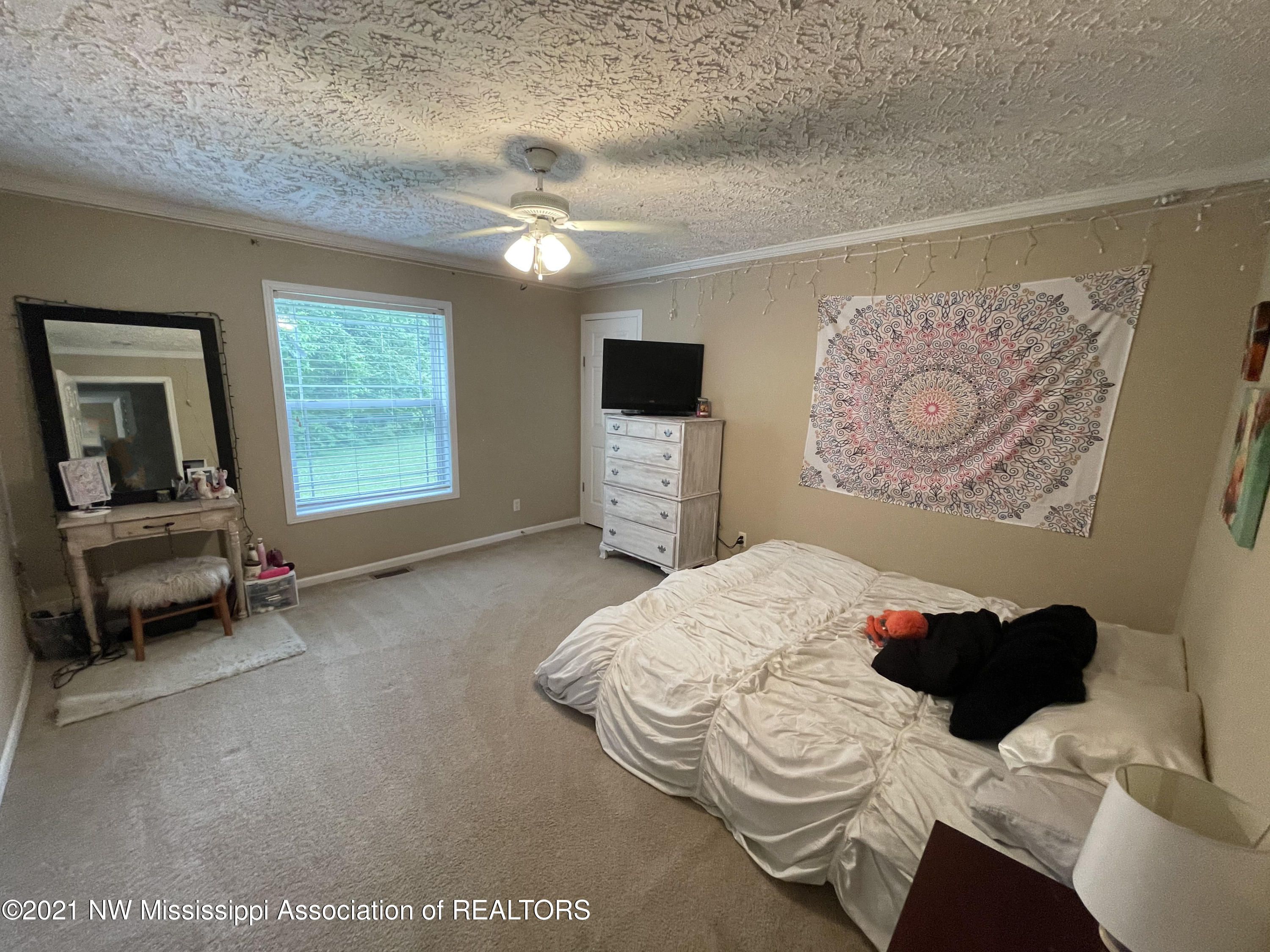 188 Watkins Road Byhalia, MS 38611 - Photo 34 of 39 Second Bedroom