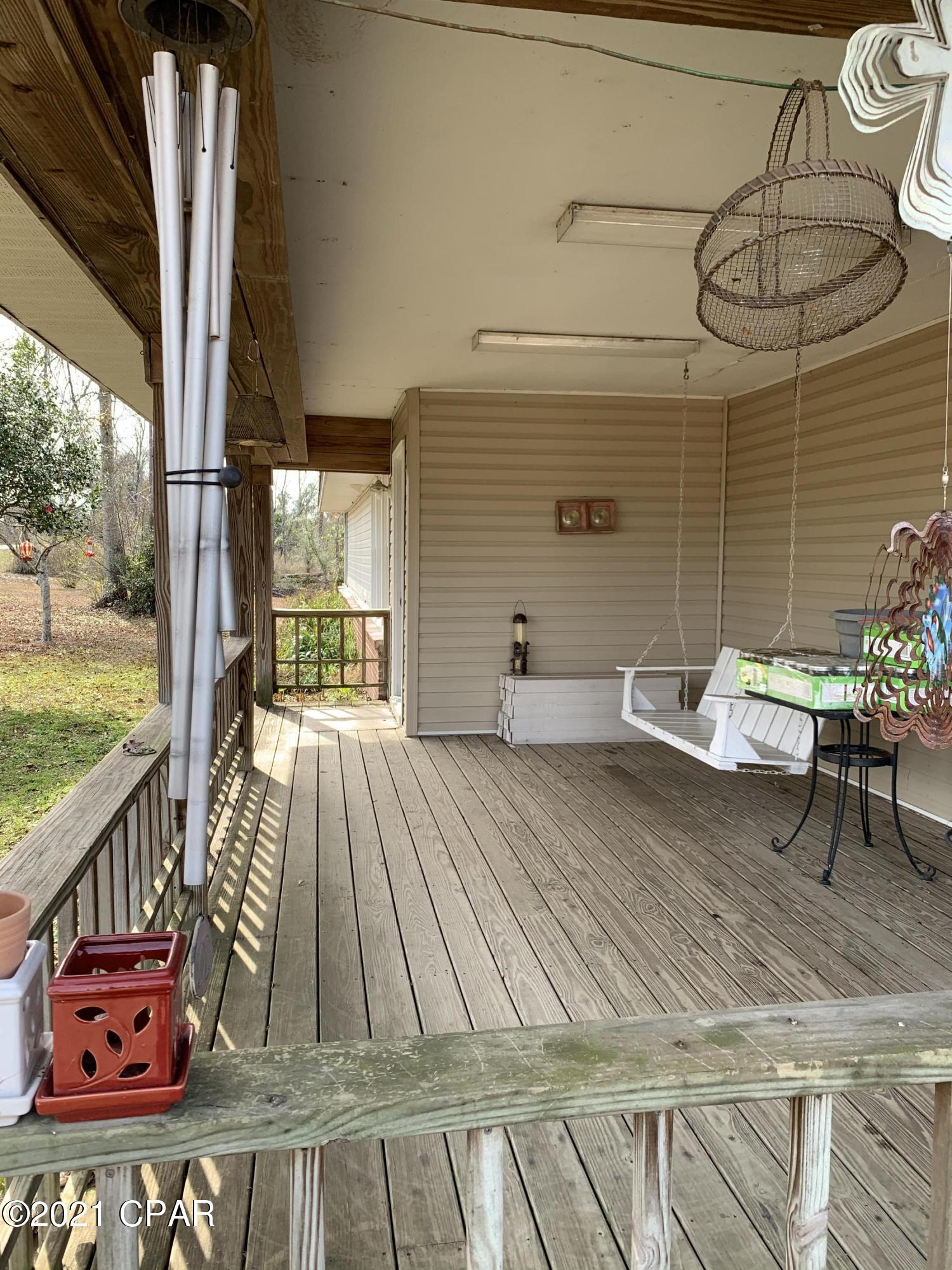 779 Highway 69 Grand Ridge, FL 32442 - Photo 5 of 88 Gallery Image 5