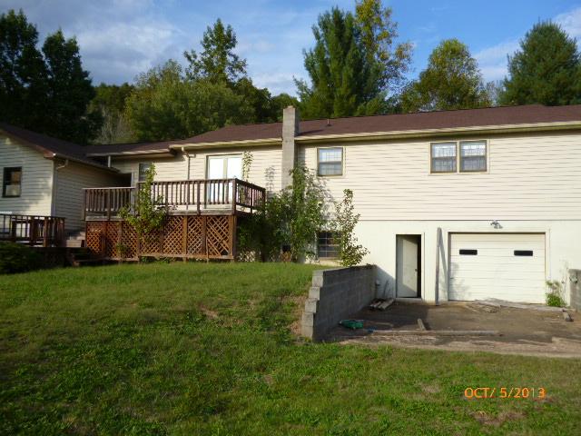 2801 Dry Ck Road Waverly, TN 37185 - Photo 17 of 20 BACK OF HOUSE