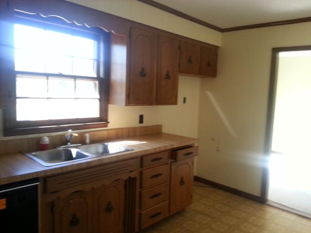 2801 Dry Ck Road Waverly, TN 37185 - Photo 8 of 20 KITCHEN