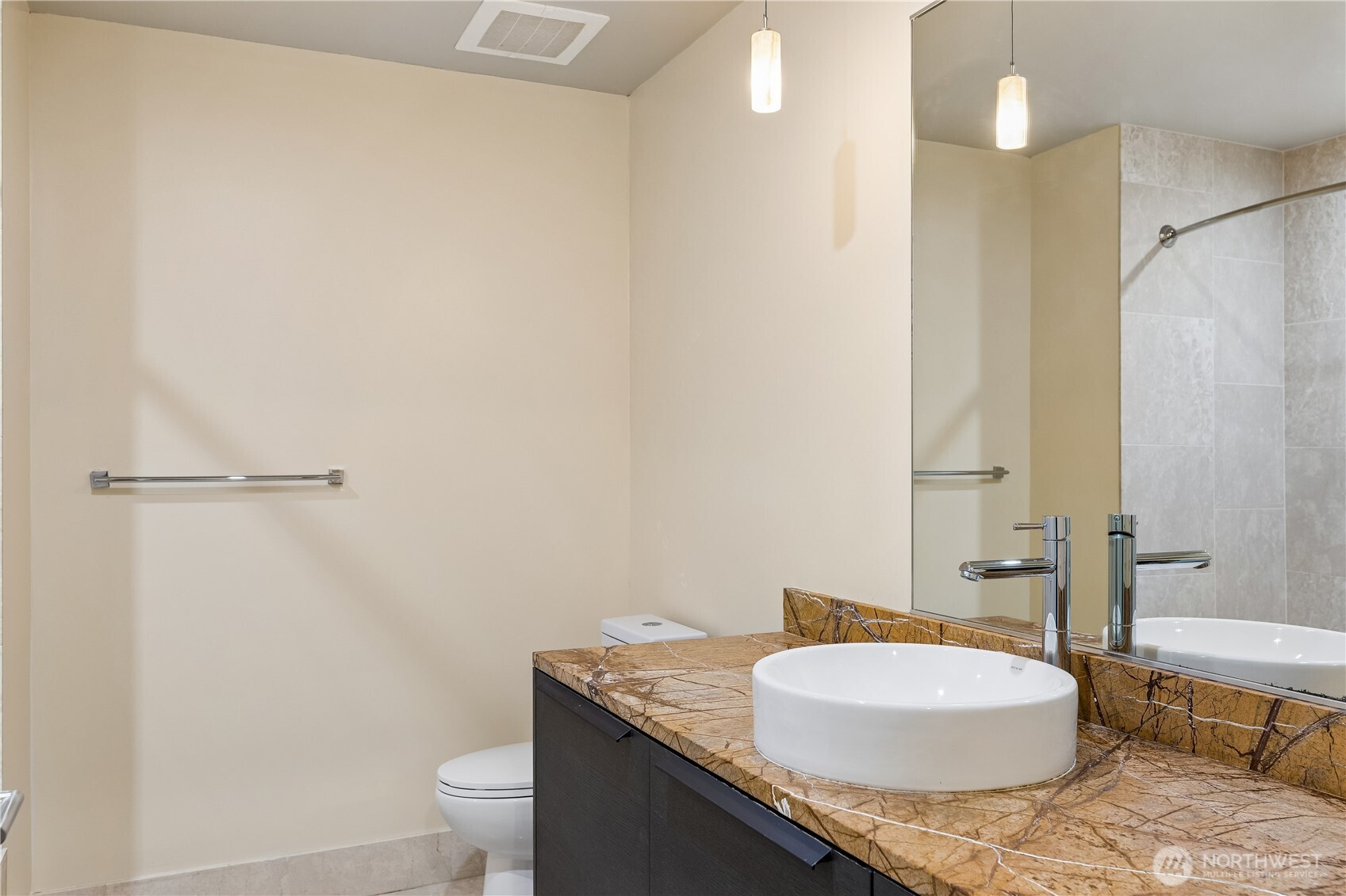 737 Olive Way, Unit 2809 Seattle, WA 98101 - Photo 13 of 31