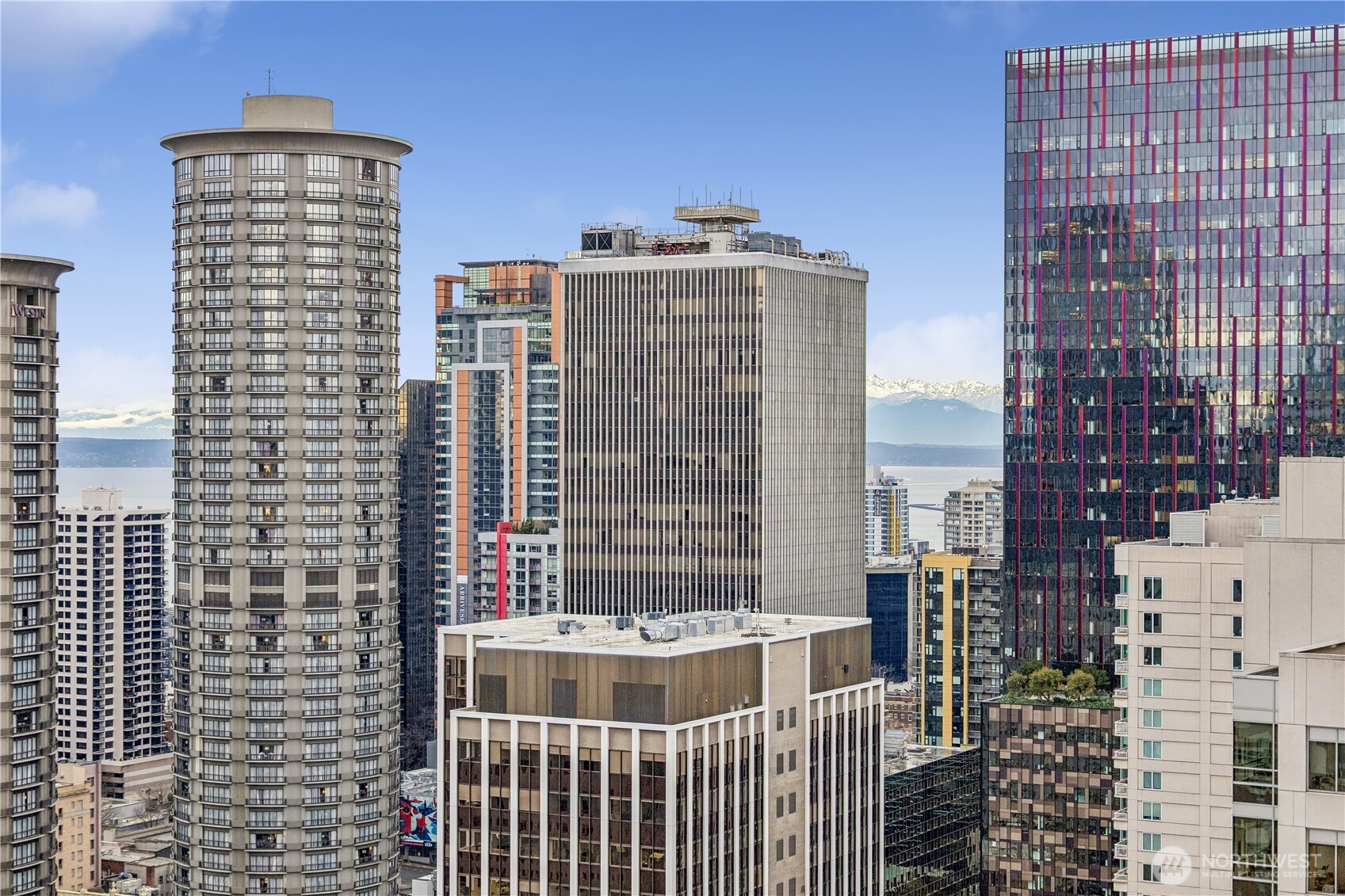 737 Olive Way, Unit 2809 Seattle, WA 98101 - Photo 18 of 31