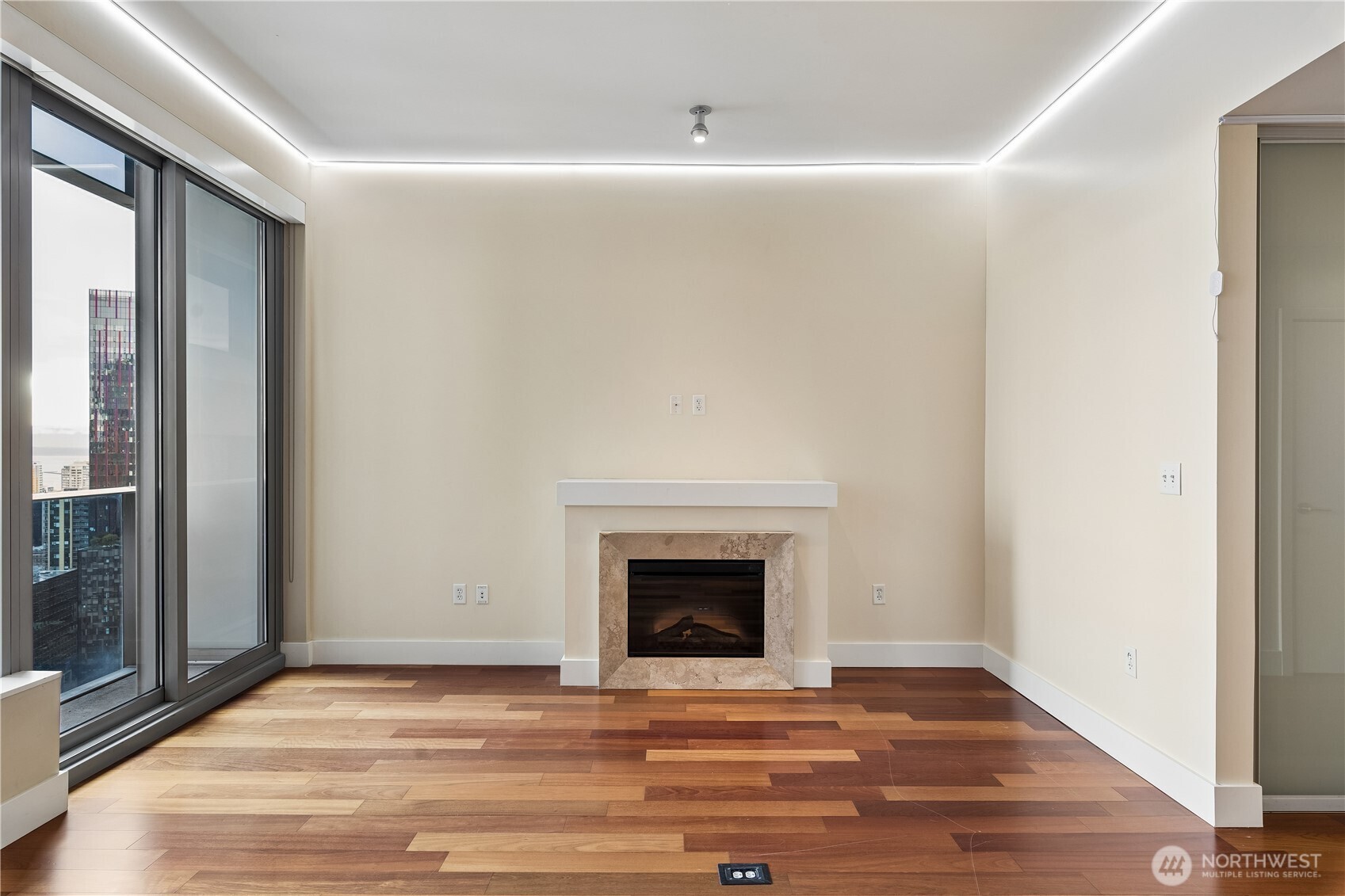 737 Olive Way, Unit 2809 Seattle, WA 98101 - Photo 4 of 31