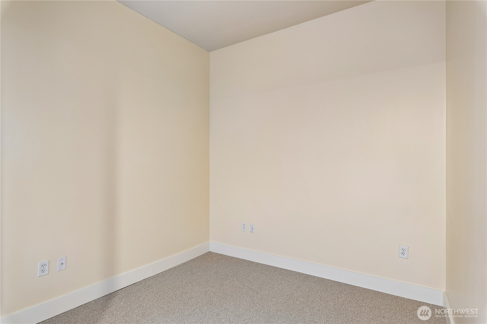 737 Olive Way, Unit 2809 Seattle, WA 98101 - Photo 8 of 31