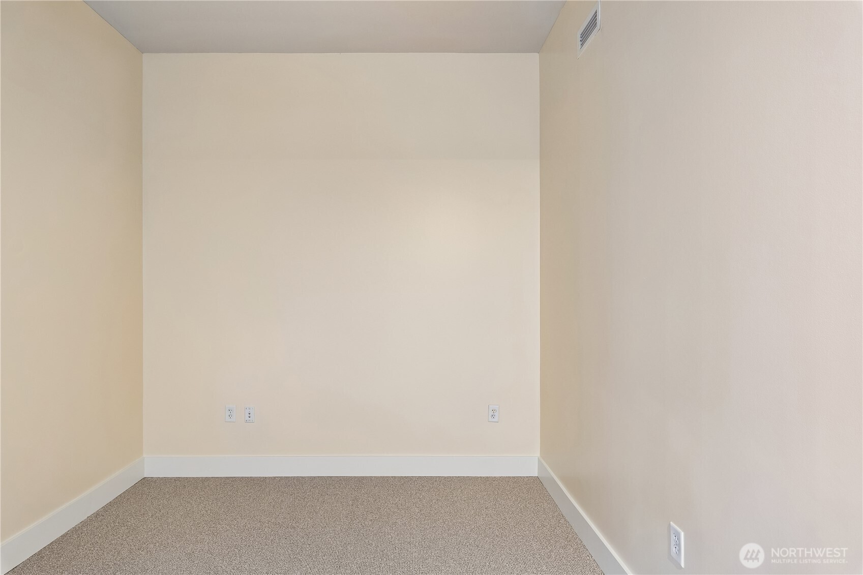 737 Olive Way, Unit 2809 Seattle, WA 98101 - Photo 10 of 31