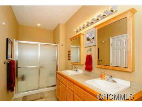 122 Dalya Road Swannanoa, NC 28778 - Photo 12 of 24 Gallery Image 12