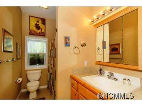 122 Dalya Road Swannanoa, NC 28778 - Photo 15 of 24 Gallery Image 15
