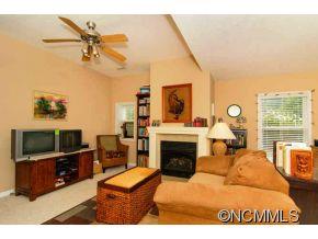 122 Dalya Road Swannanoa, NC 28778 - Photo 16 of 24 Gallery Image 16