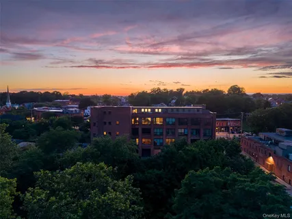 $1,749,000 | 1 East Main Street, Unit 402, Beacon, NY 12508