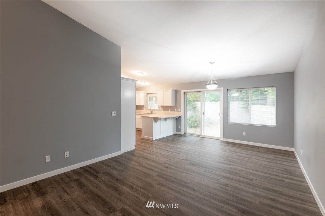 4305 Roxanna Loop Southeast Lacey, WA 98503 - Photo 8 of 25 Gallery Image 8