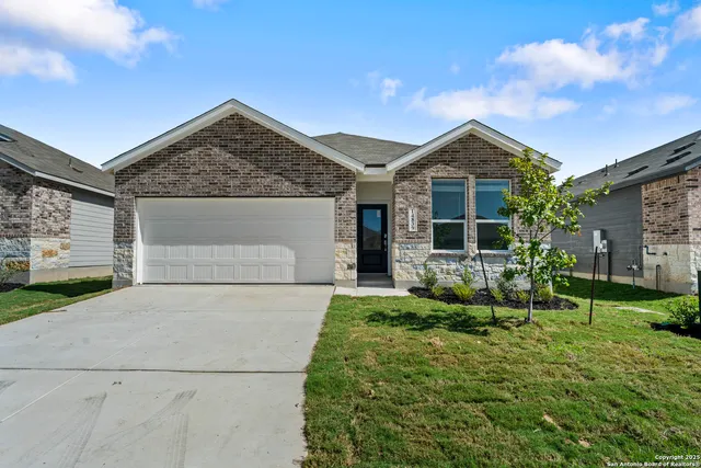 $300,000 | 14839 Taradeau, San Antonio, TX 78254