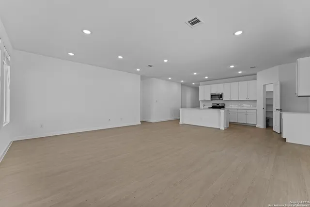 $300,000 | 14839 Taradeau, San Antonio, TX 78254