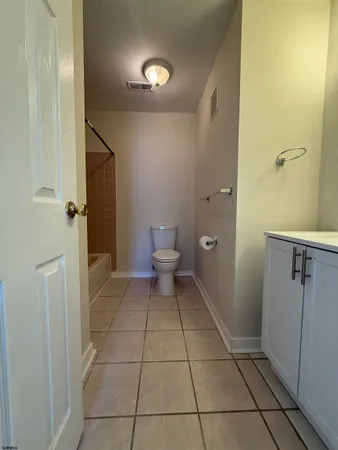 $1,995 | 208 Heather Croft, Unit 208, Egg Harbor Township, NJ 08234