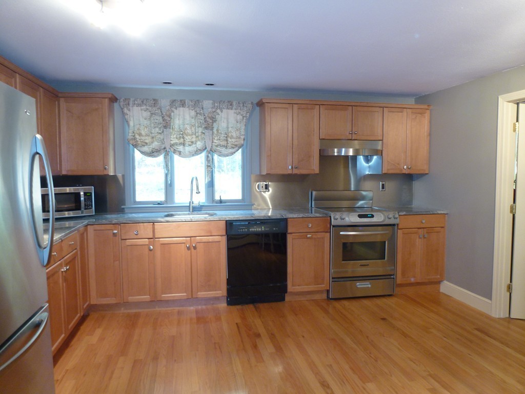 50 Scribner Road Tyngsborough, MA 01879 - Photo 3 of 29 Gallery Image 3