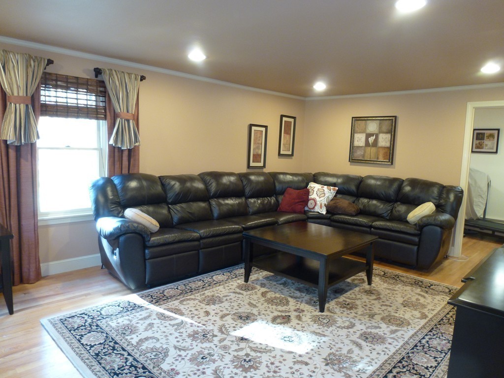 50 Scribner Road Tyngsborough, MA 01879 - Photo 4 of 29 Gallery Image 4