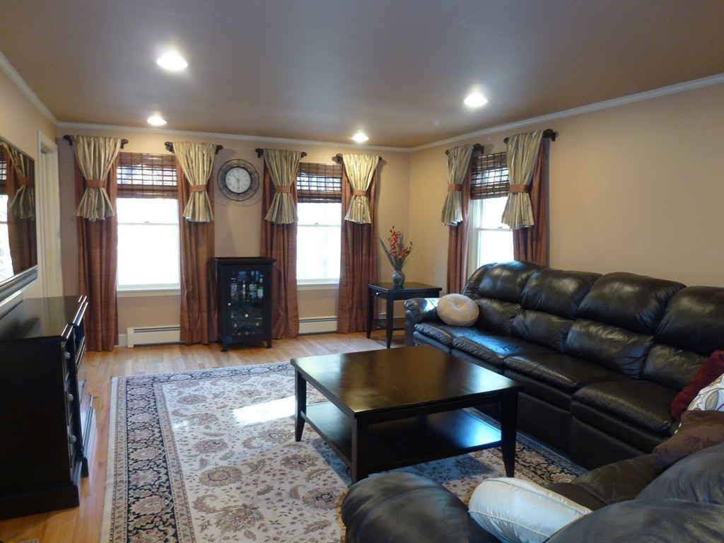 50 Scribner Road Tyngsborough, MA 01879 - Photo 5 of 29 Gallery Image 5