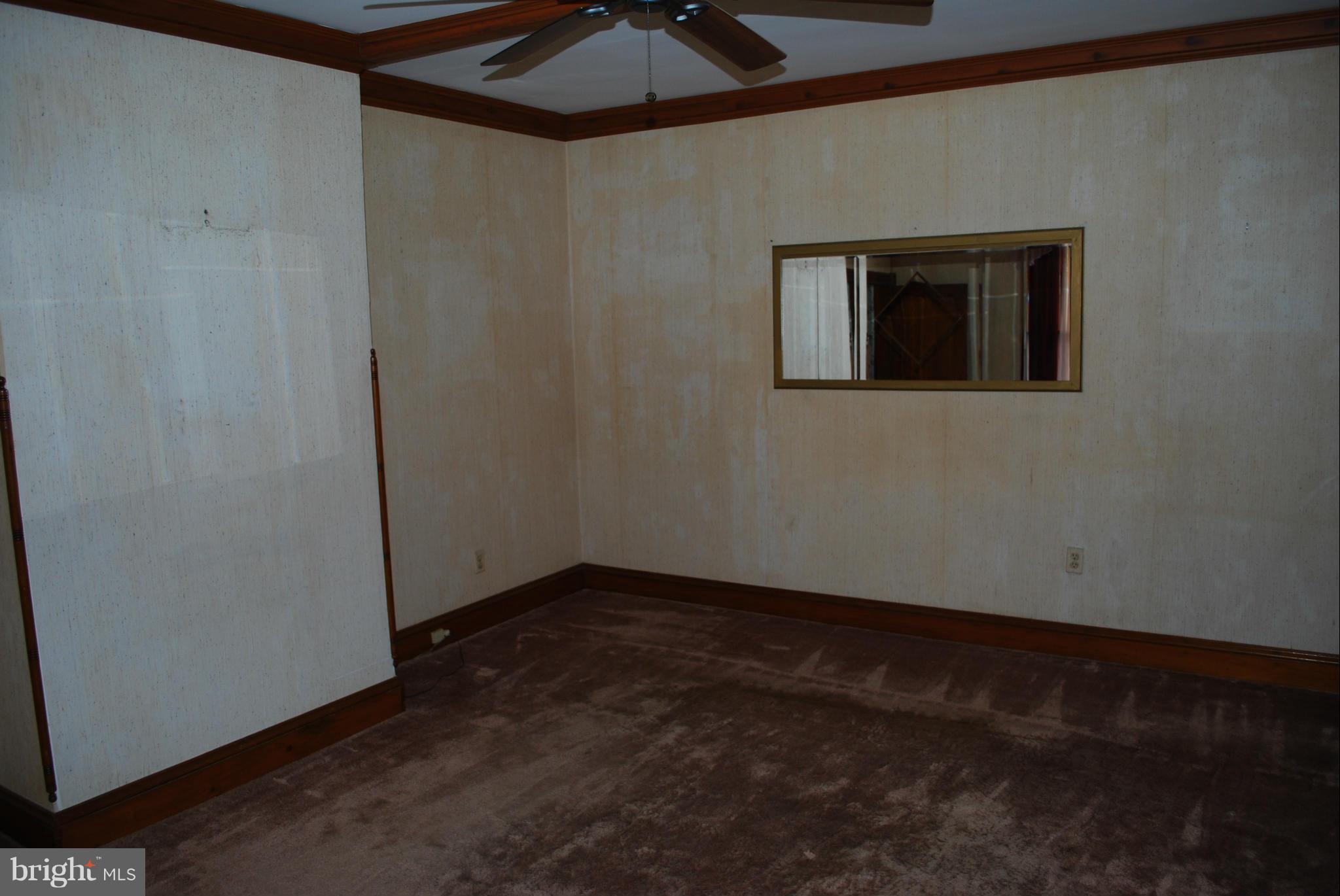 16006 Trenton Road Upperco, MD 21155 - Photo 12 of 28 Living Room