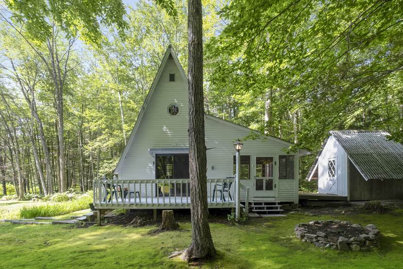 32 Old Center Harbor Road Meredith, NH 03253 - Photo 20 of 40 Gallery Image 20