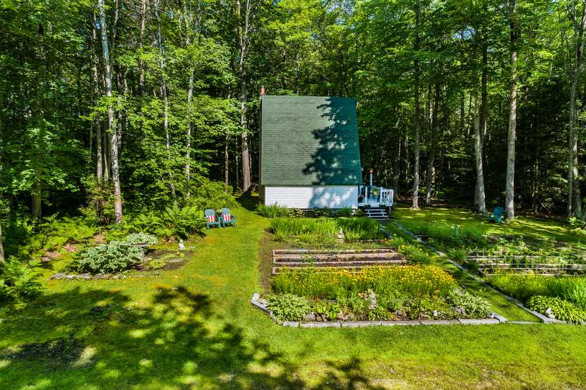 32 Old Center Harbor Road Meredith, NH 03253 - Photo 21 of 40 Gallery Image 21