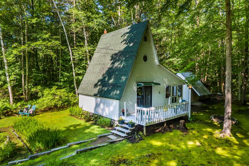 32 Old Center Harbor Road Meredith, NH 03253 - Photo 22 of 40 Gallery Image 22