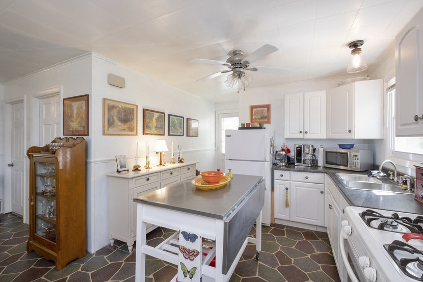 32 Old Center Harbor Road Meredith, NH 03253 - Photo 10 of 40 Gallery Image 10