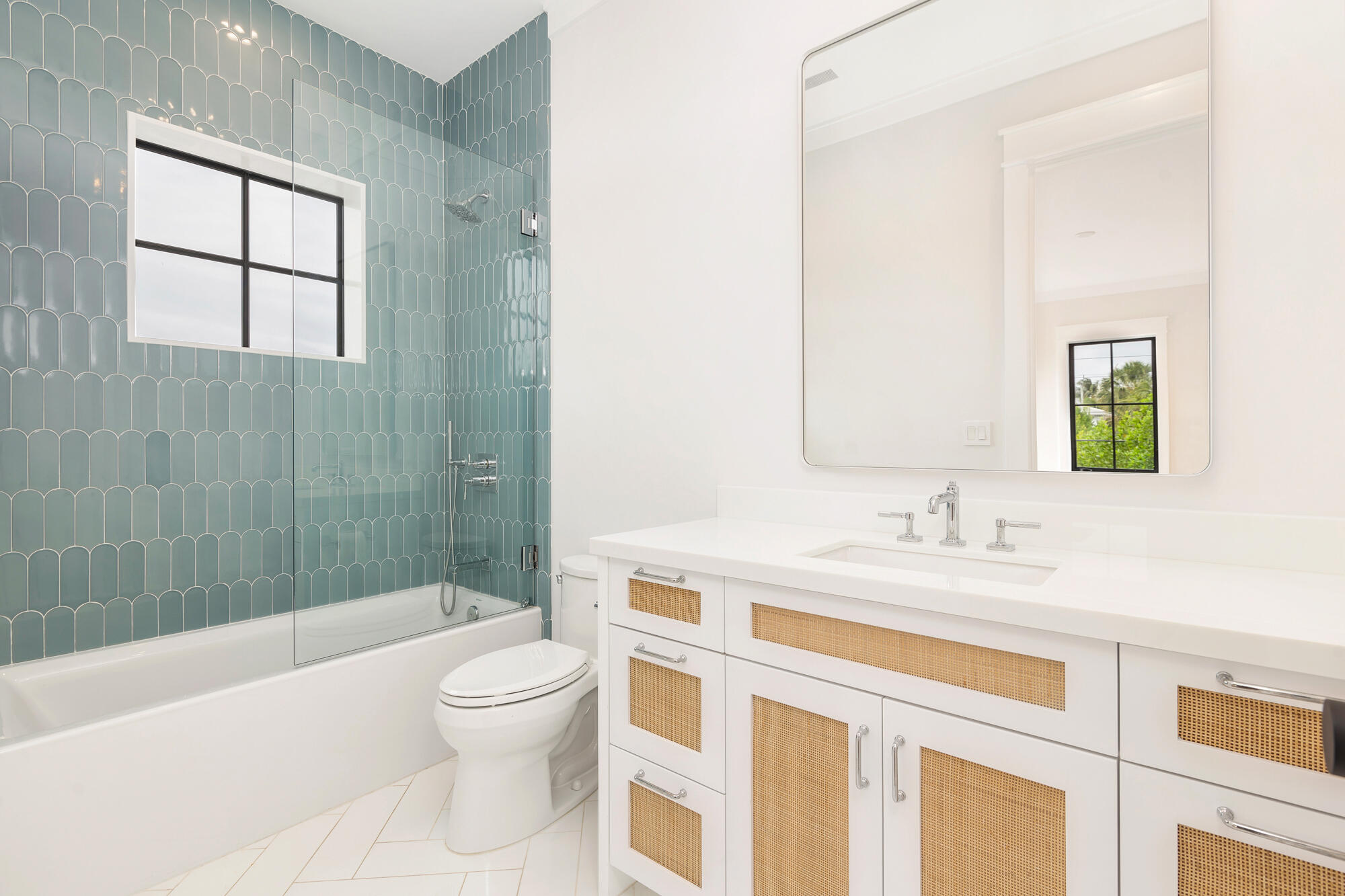 315 Avila Road West Palm Beach, FL 33405 - Photo 15 of 22 low-23