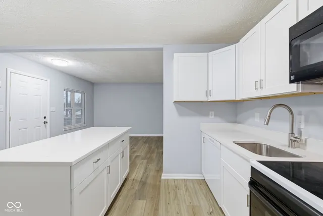 $149,900 | 561 Lynn Street, Indianapolis, IN 46222