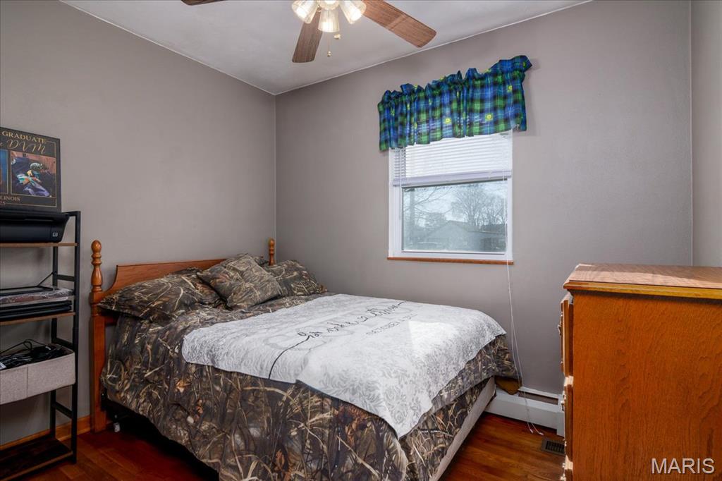 907 North 3rd Street Breese, IL 62230 - Photo 19 of 48