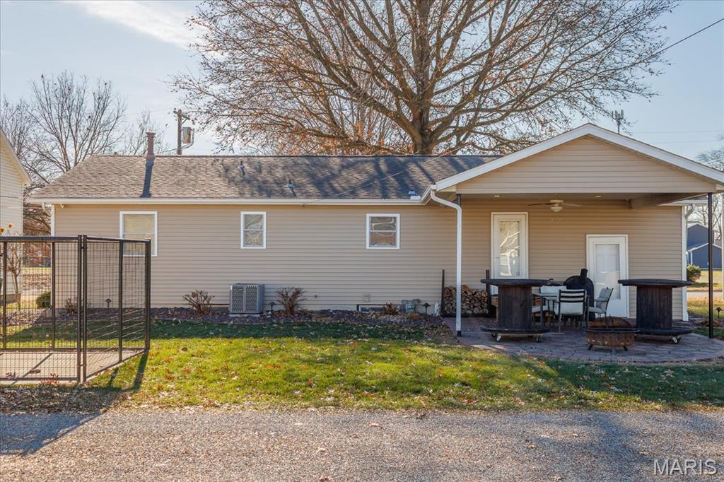 907 North 3rd Street Breese, IL 62230 - Photo 31 of 48