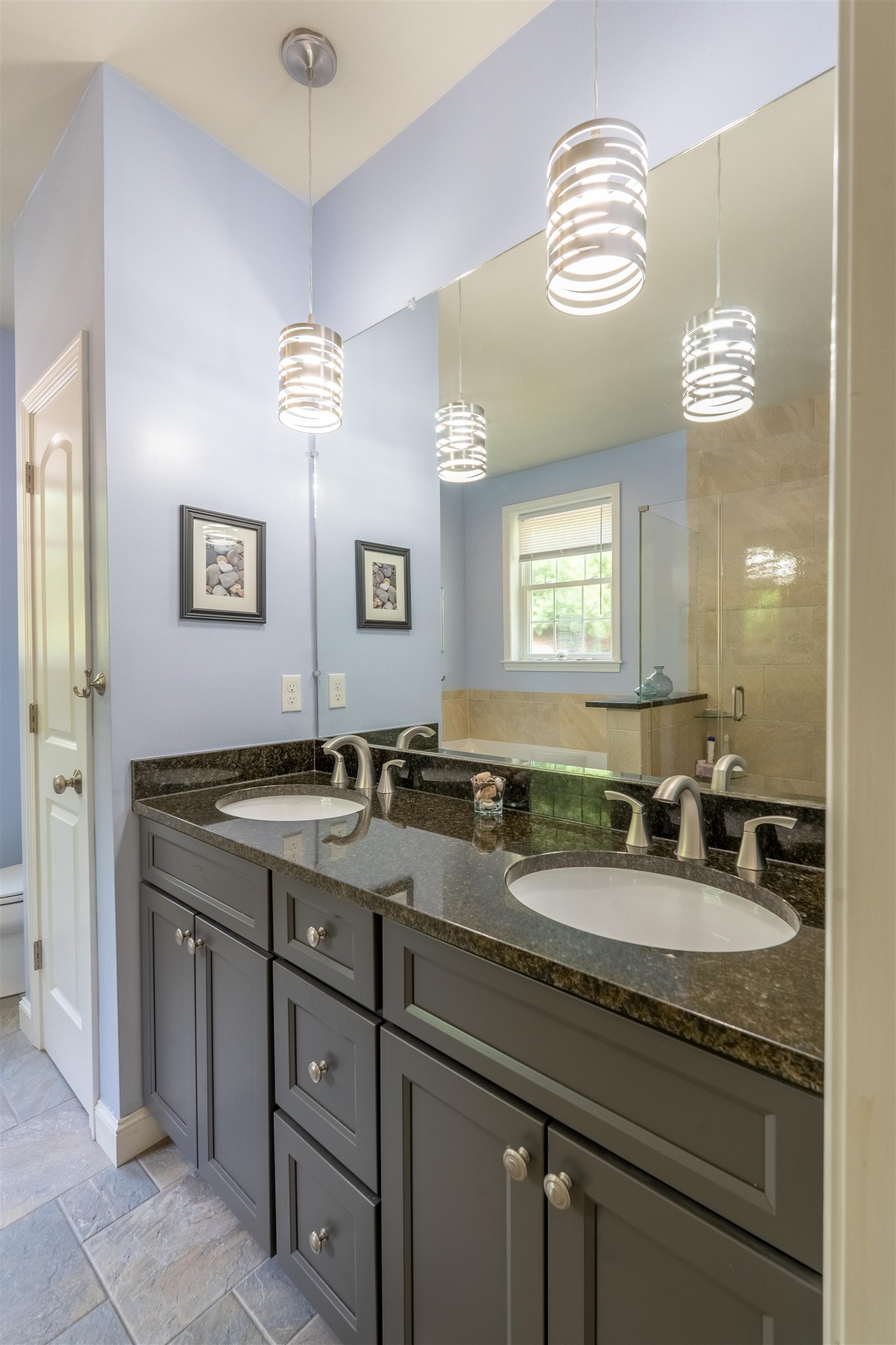 75 Springwood Way Manchester, NH 03102 - Photo 11 of 37 Gallery Image 11