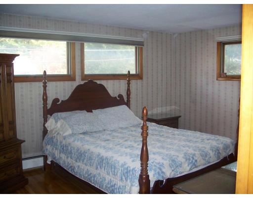 1 Lloyd Road North Reading, MA 01864 - Photo 5 of 6 Gallery Image 5