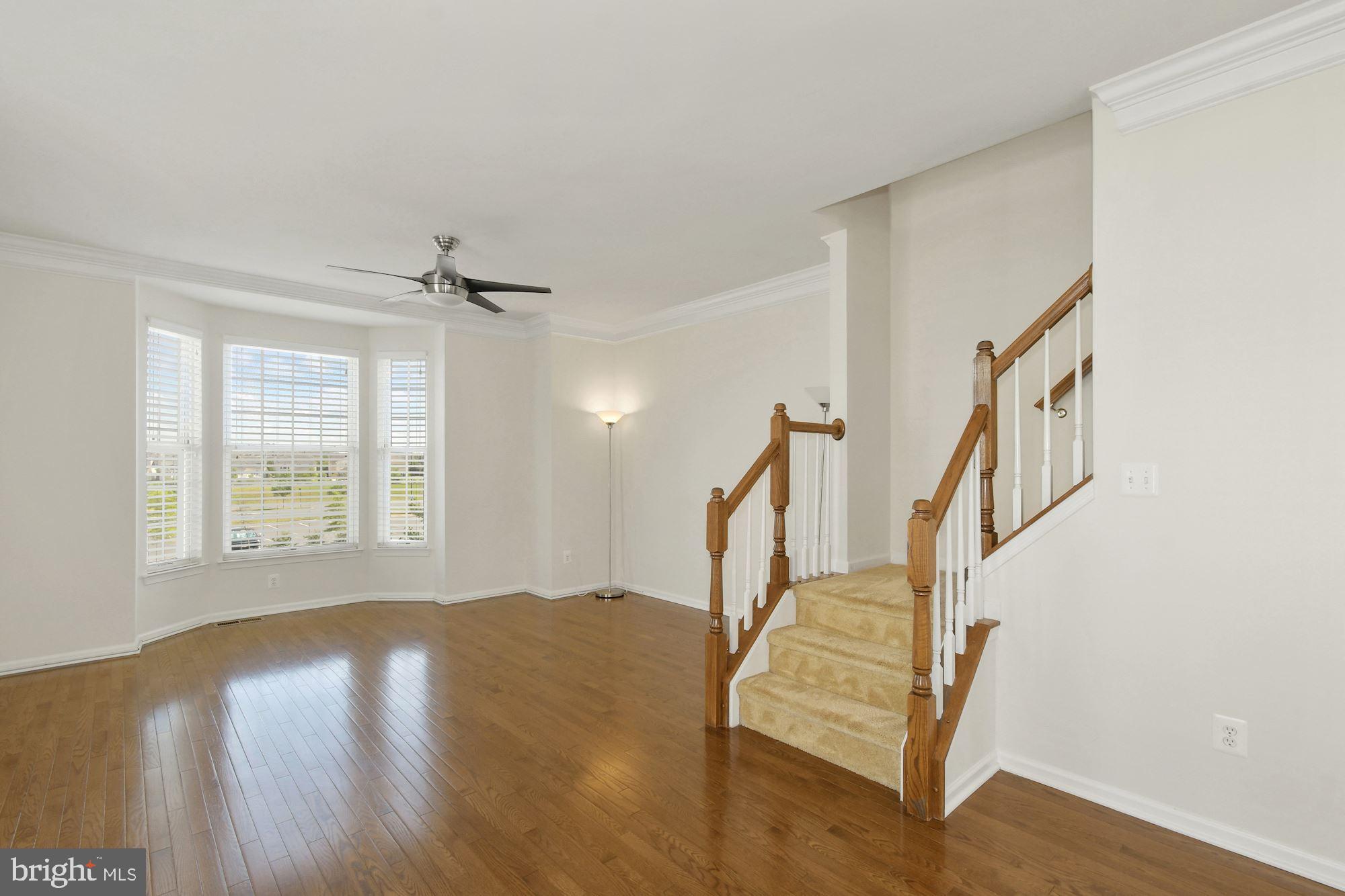 25005 Riding Center Drive Chantilly, VA 20152 - Photo 11 of 42 Gallery Image 11
