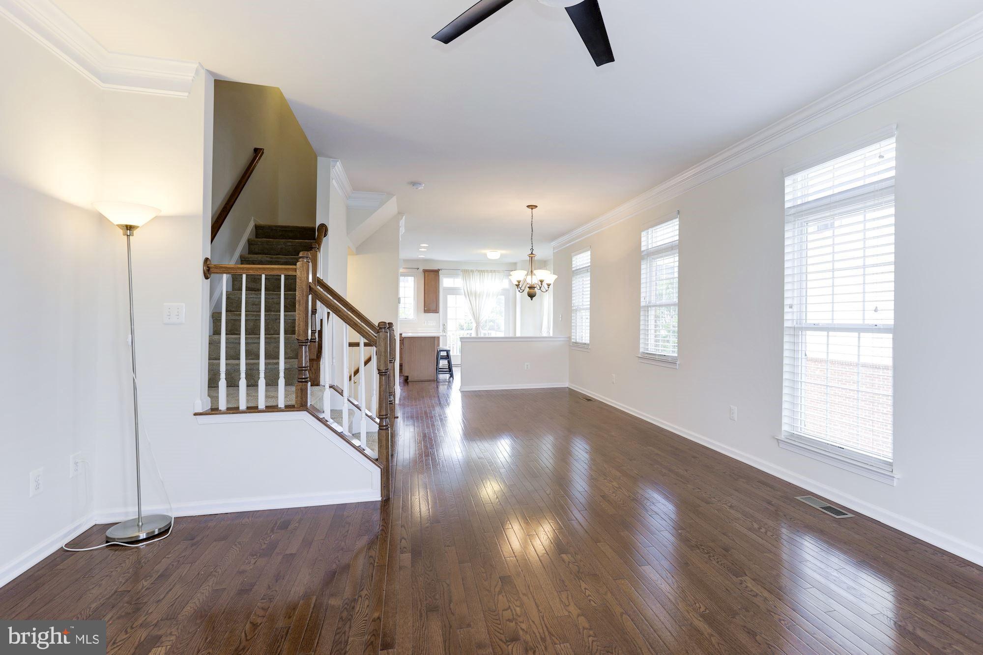 25005 Riding Center Drive Chantilly, VA 20152 - Photo 12 of 42 Gallery Image 12