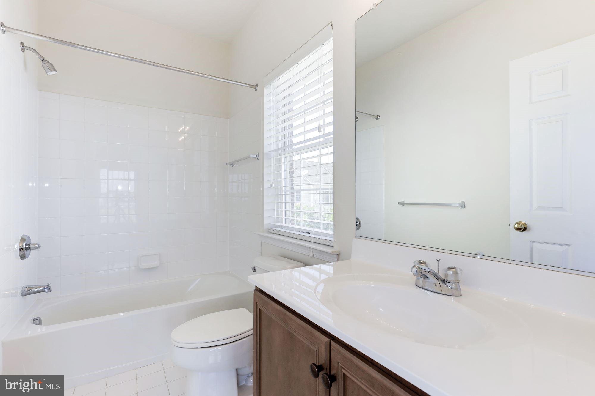 25005 Riding Center Drive Chantilly, VA 20152 - Photo 19 of 42 Gallery Image 19