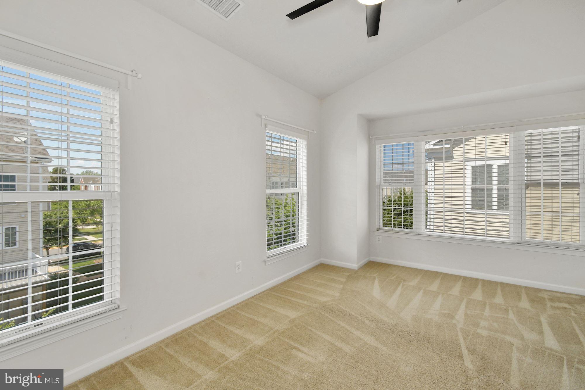 25005 Riding Center Drive Chantilly, VA 20152 - Photo 27 of 42 Gallery Image 27