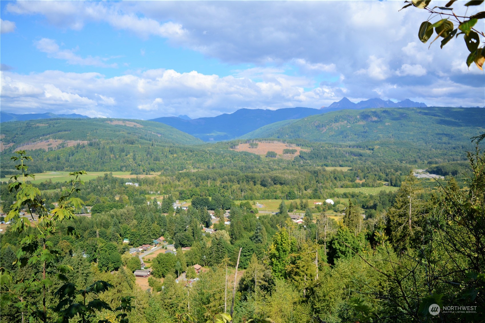 5-xxx Galbraith Road Acme, WA 98220 - Photo 1 of 19 Gallery Image 1