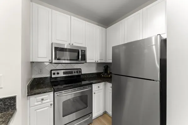 $219,900 | 10 Perimeter Summit Boulevard, Unit 2303, Atlanta, GA 30319