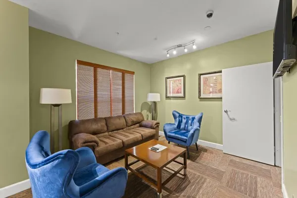 $219,900 | 10 Perimeter Summit Boulevard, Unit 2303, Atlanta, GA 30319