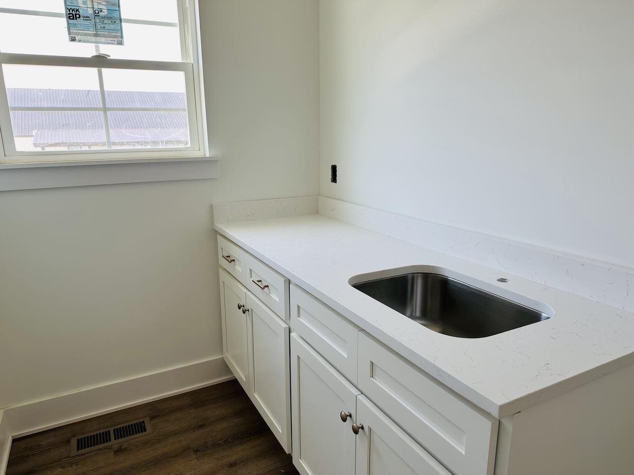 141 Dugout Road Summertown, TN 38483 - Photo 3 of 6 Gallery Image 3