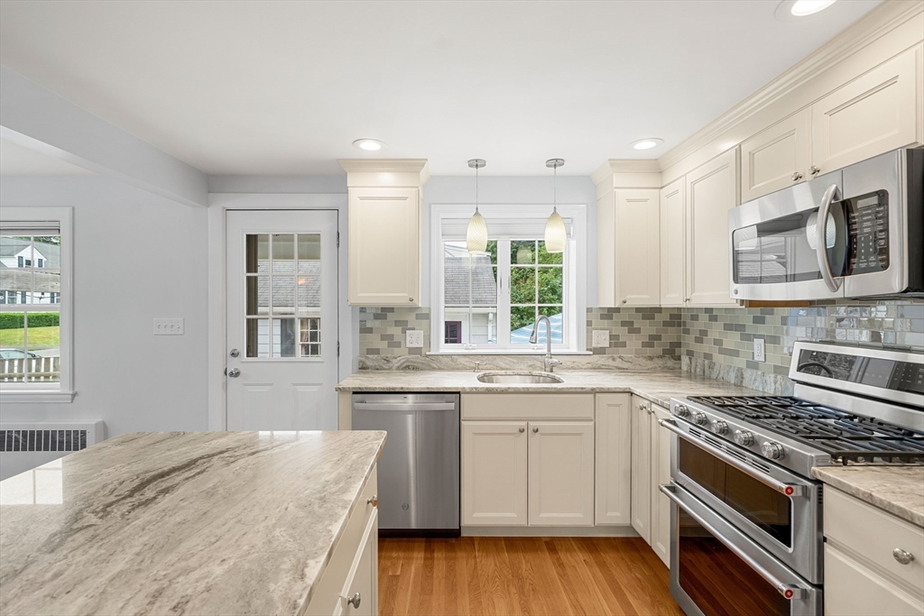 151 Dodge Street Beverly, MA 01915 - Photo 6 of 42