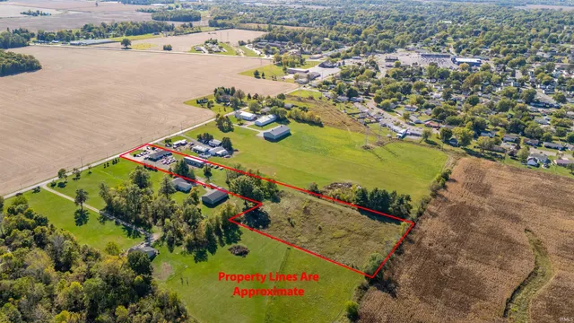 $299,000 | 2704 Outer Drive, New Castle, IN 47362