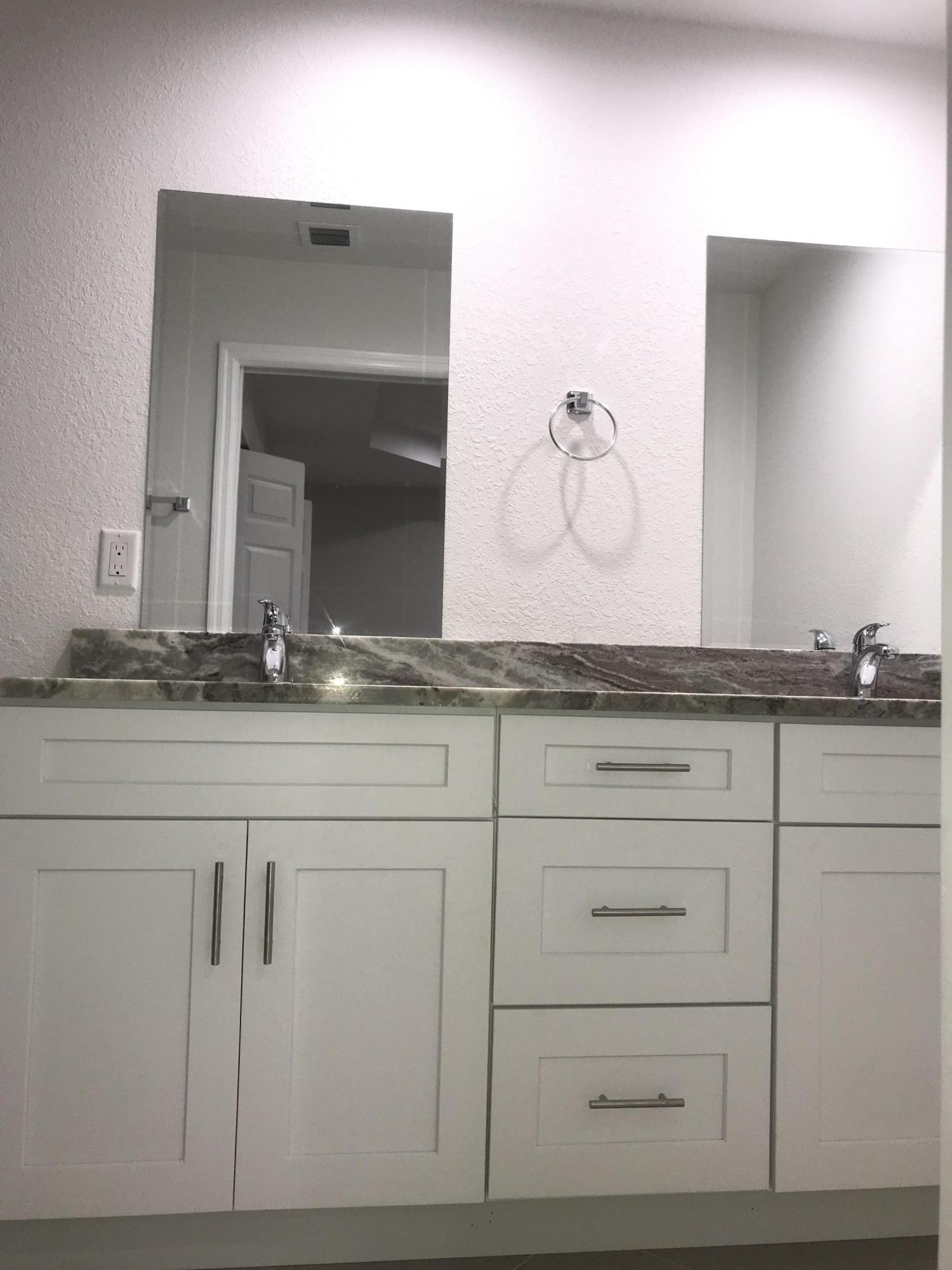 3865 Suncrest Road Lake Worth, FL 33467 - Photo 14 of 27 IMG_0977