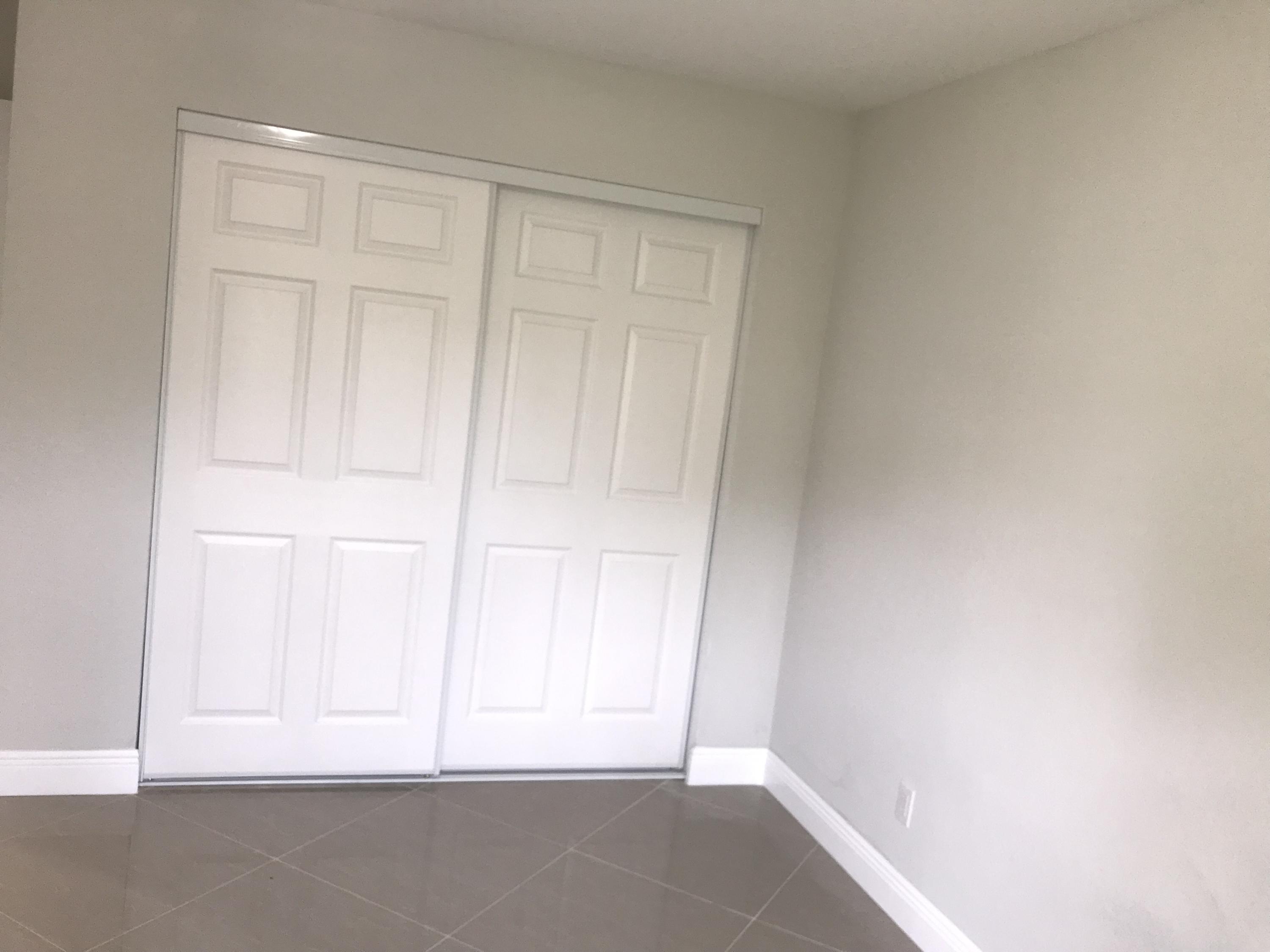 3865 Suncrest Road Lake Worth, FL 33467 - Photo 17 of 27 IMG_0983